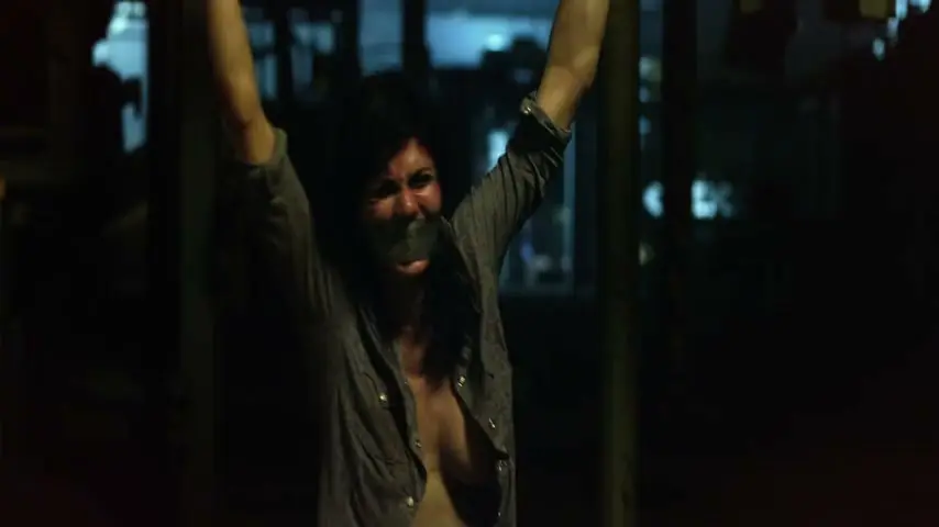 Texas Chainsaw (2013) Scene