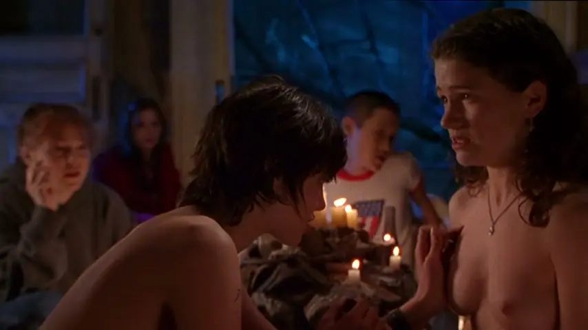 Foxfire (1996) Scene