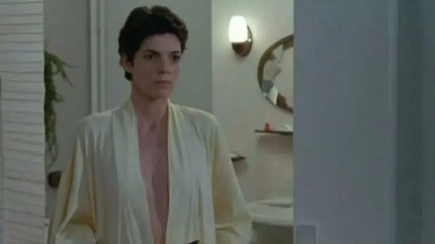 Cours prive (1986) Scene