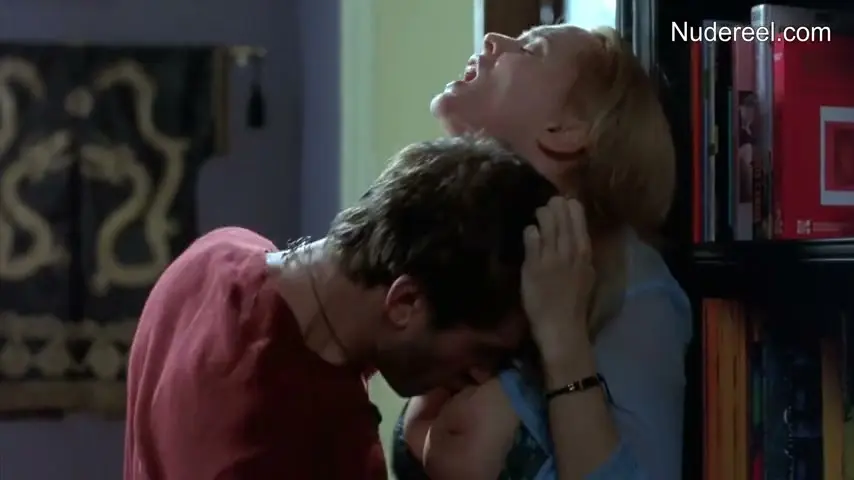 Heather Graham in Killing Me Softly (2002) Scene