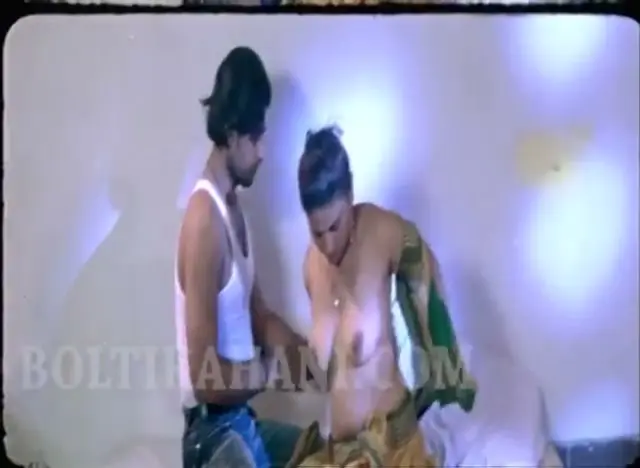 Kanchan, Kamini Chaurasia, Shiri Khan in Doodhwali (2007) Scene