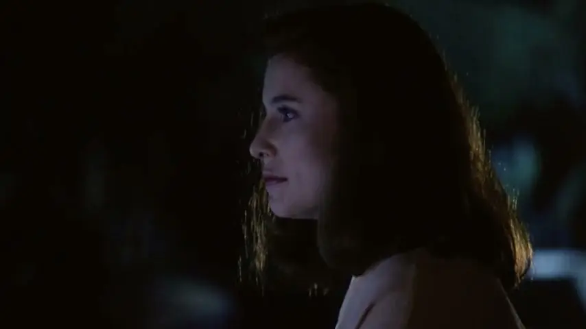 Mimi Rogers, Rebekka Armstrong in Hider in the House (1989) Scene