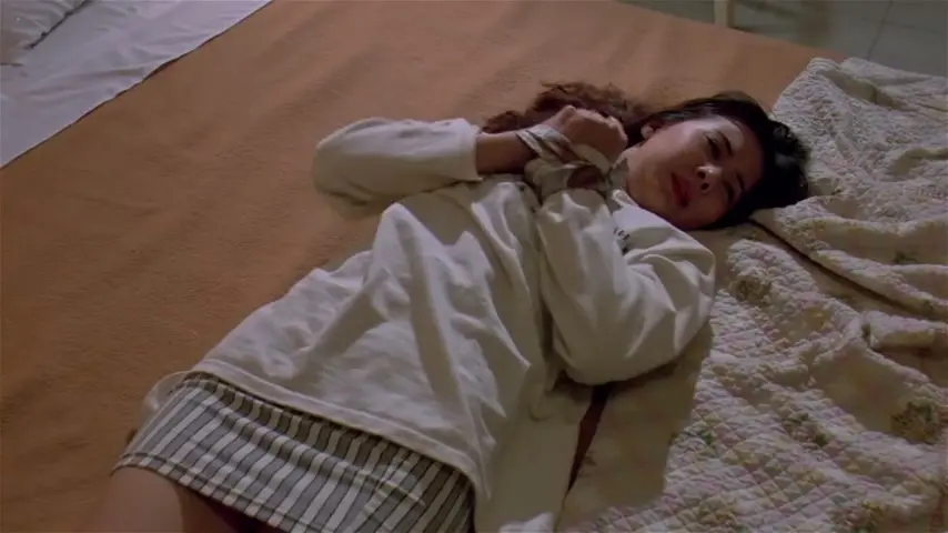 Sweet Peach (1993) Scene