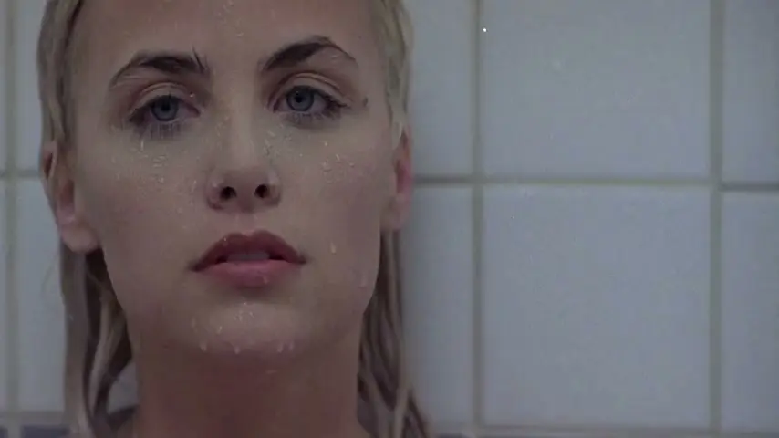 Two Moon Junction (1988) Scene