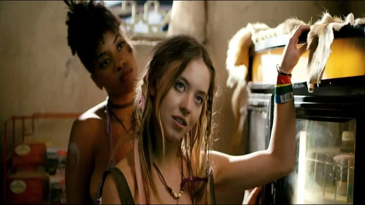 Dead Ant (2017) Sexy Scenes Thumbnail